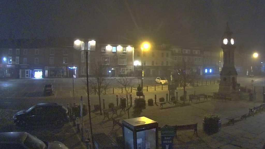 Thirsk webcam overlooking the Market Place